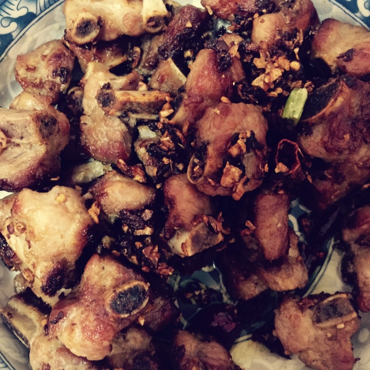 金牌蒜香排骨