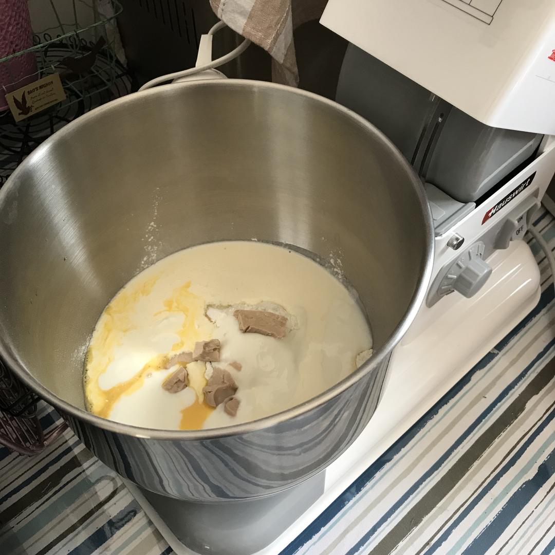 纯奶手撕吐司的做法 步骤1