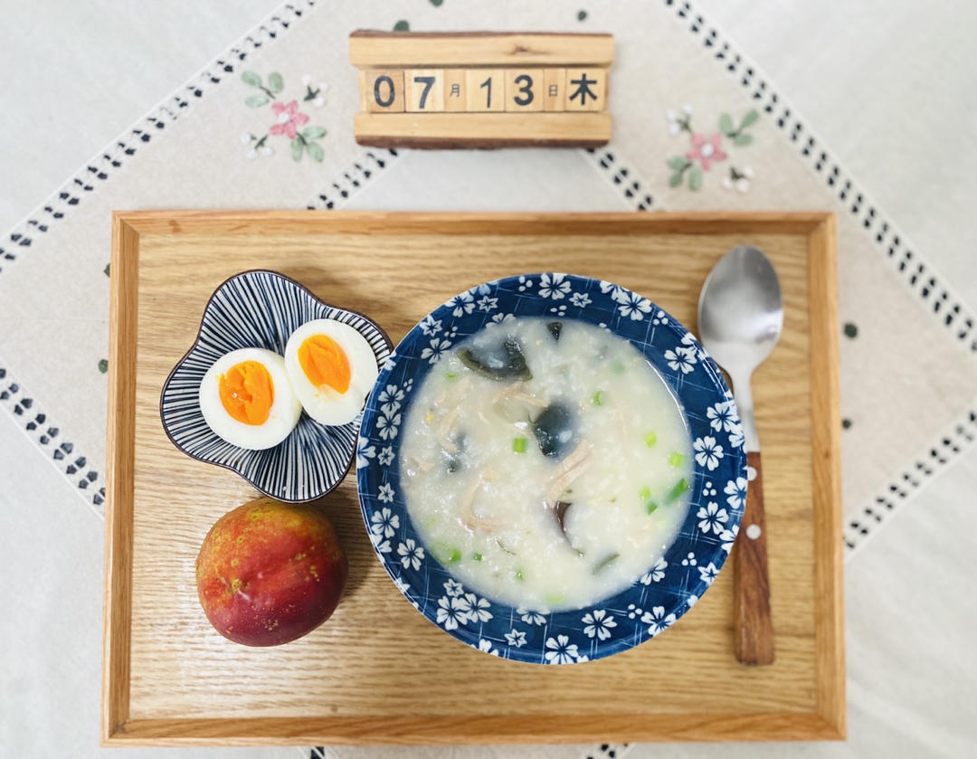 堂妈小厨——超好喝的皮蛋瘦肉粥