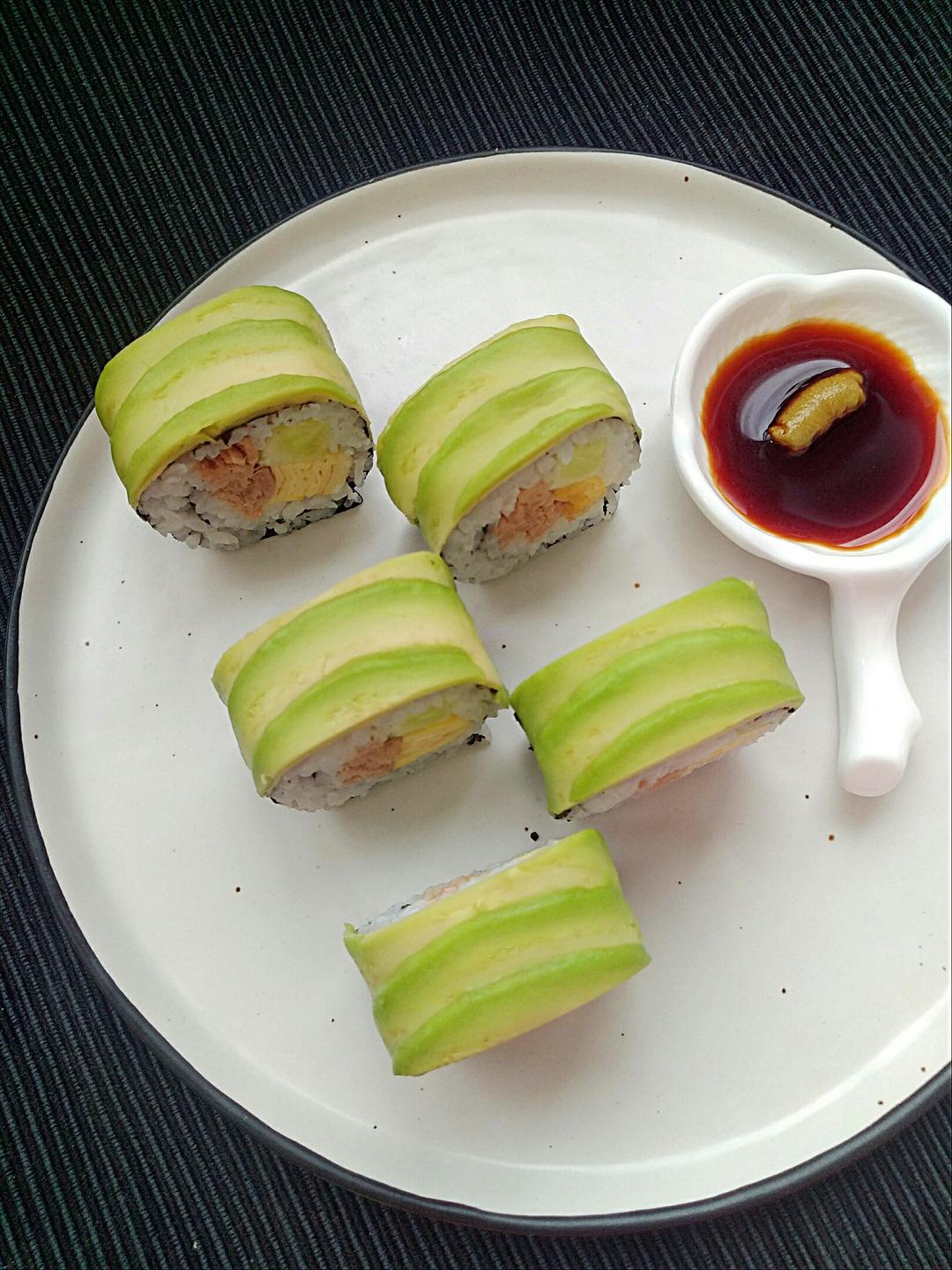 Teriyaki Salmon and Avocado sushi照烧三文鱼牛油果寿司