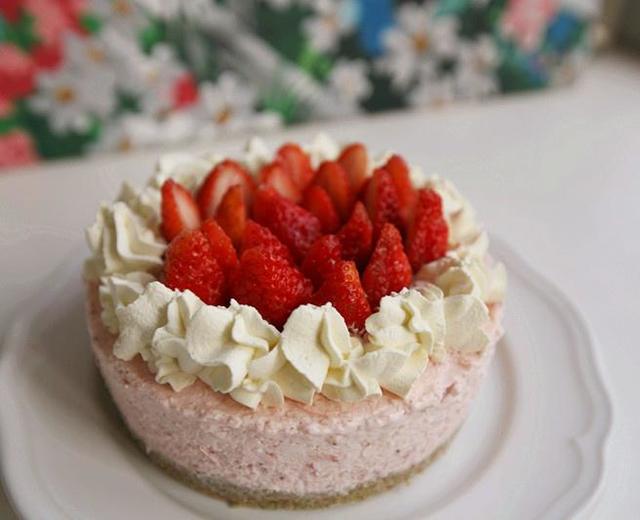 草莓芝士蛋糕（免烤）的做法