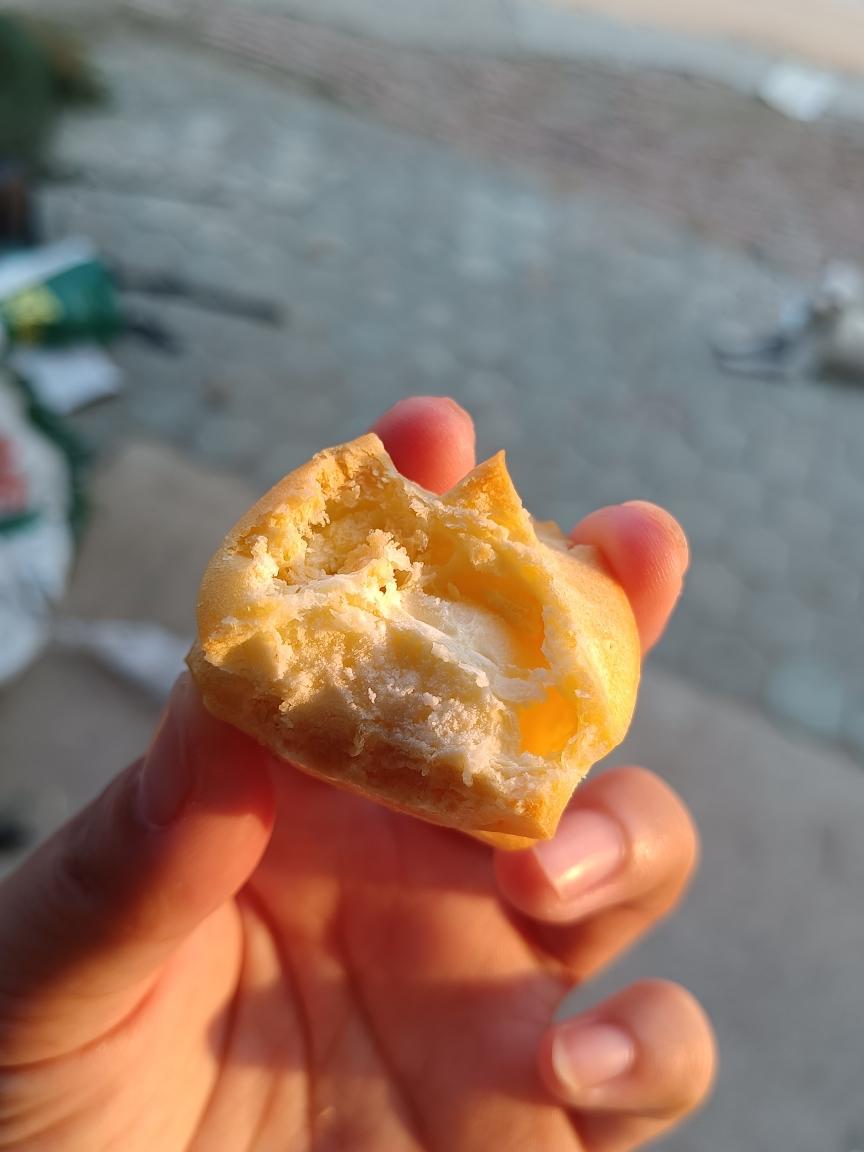 一口一个，香草冰淇淋小泡芙！