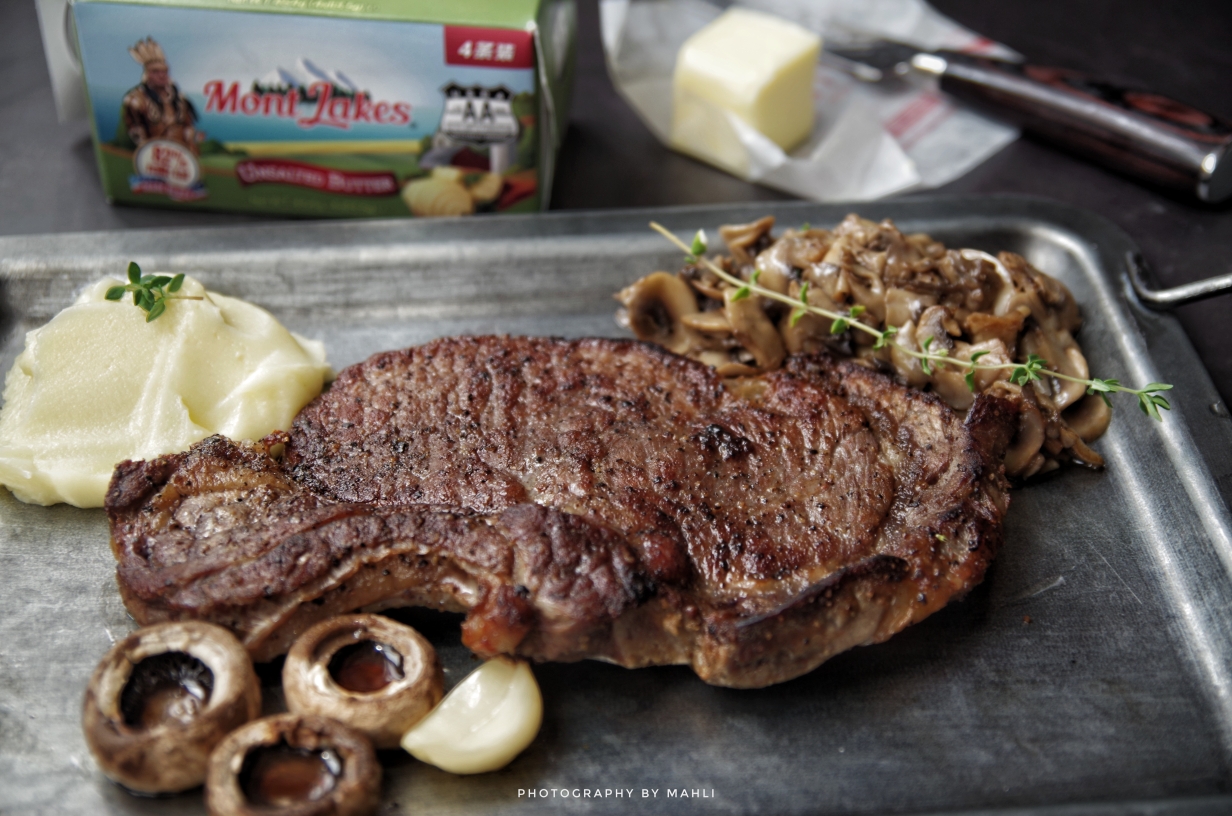战斧牛排佐土豆泥和奶香口蘑 Tomahawk steak with mashed potato and mushroom two-way的做法 步骤14