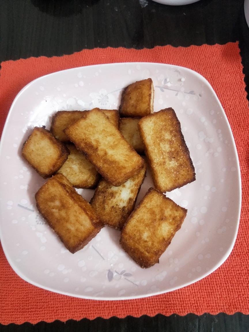 闽南特色小吃–炸菜粿(萝卜糕)做法简单，家常菜的做法