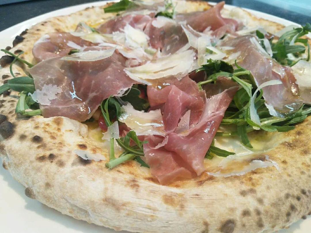 8寸纯手工什锦披萨