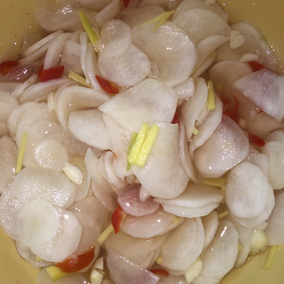 腌酸辣萝卜