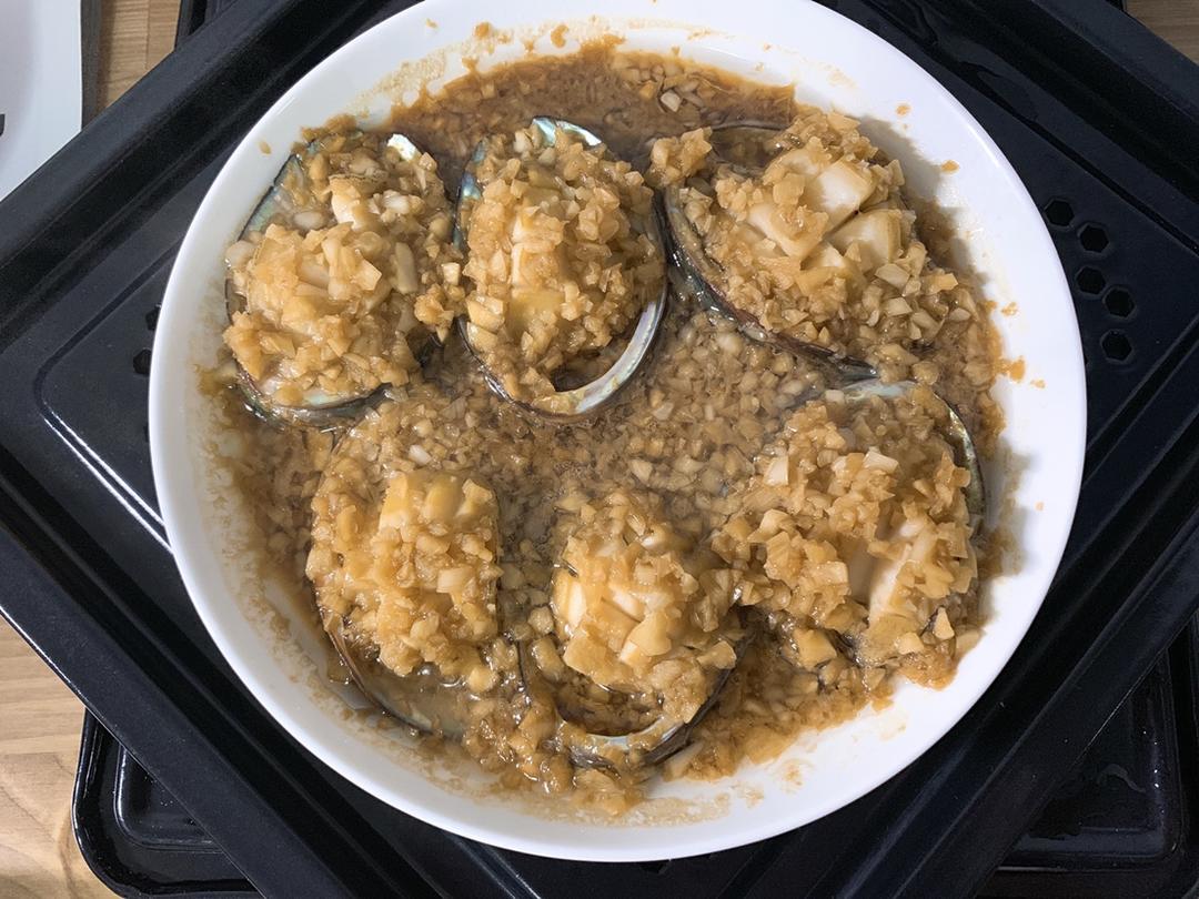 蒜蓉蒸鲍鱼