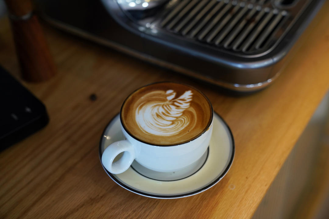 每天练一杯咖啡拉花