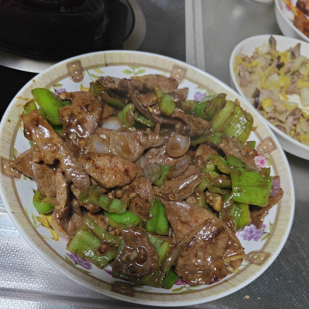 爆炒猪肝