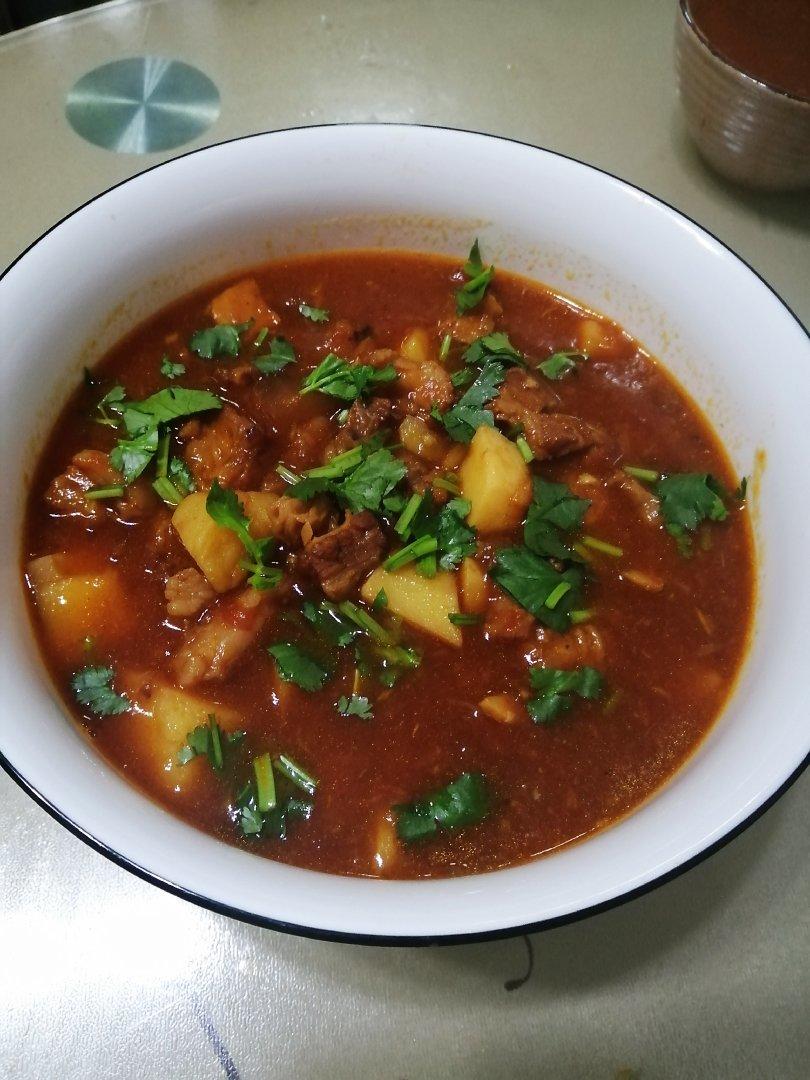 番茄土豆炖牛腩
