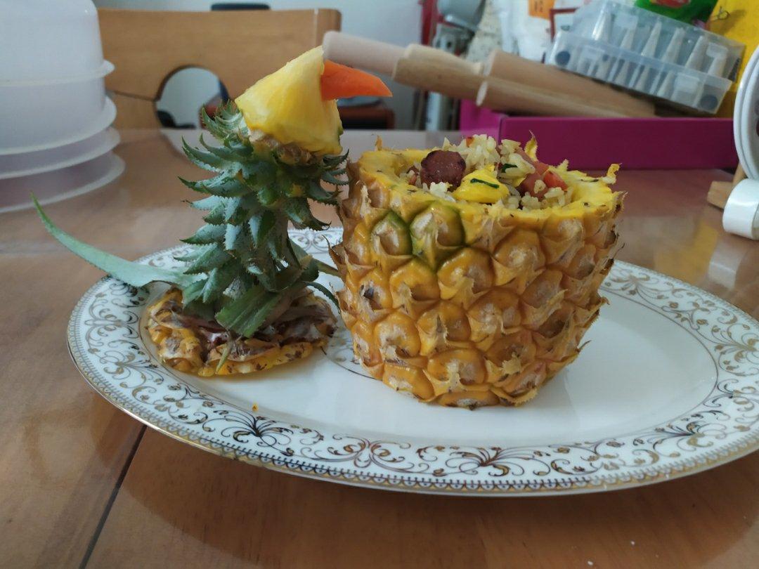 鸟语花香菠萝炒饭