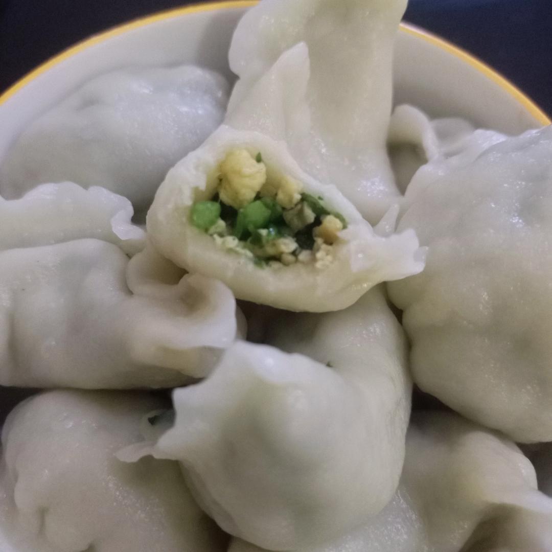 茼蒿鸡蛋饺子