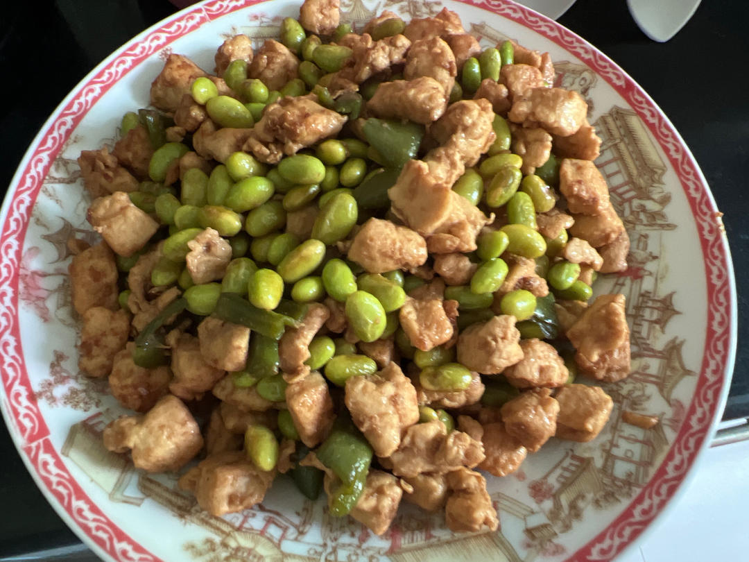 毛豆炒鸡丁