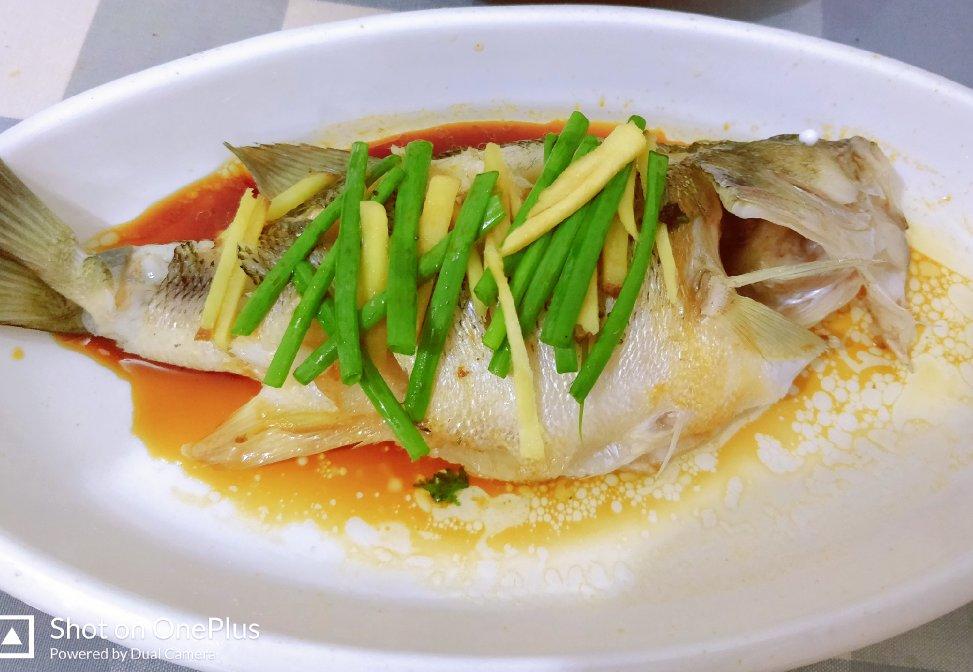 清蒸鲈鱼「家宴快手菜」