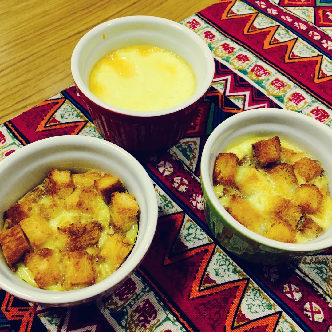 鸡蛋牛奶吐司布丁