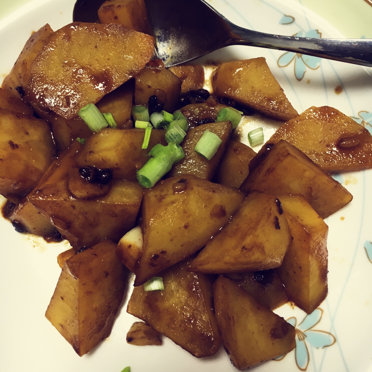 红烧土豆块