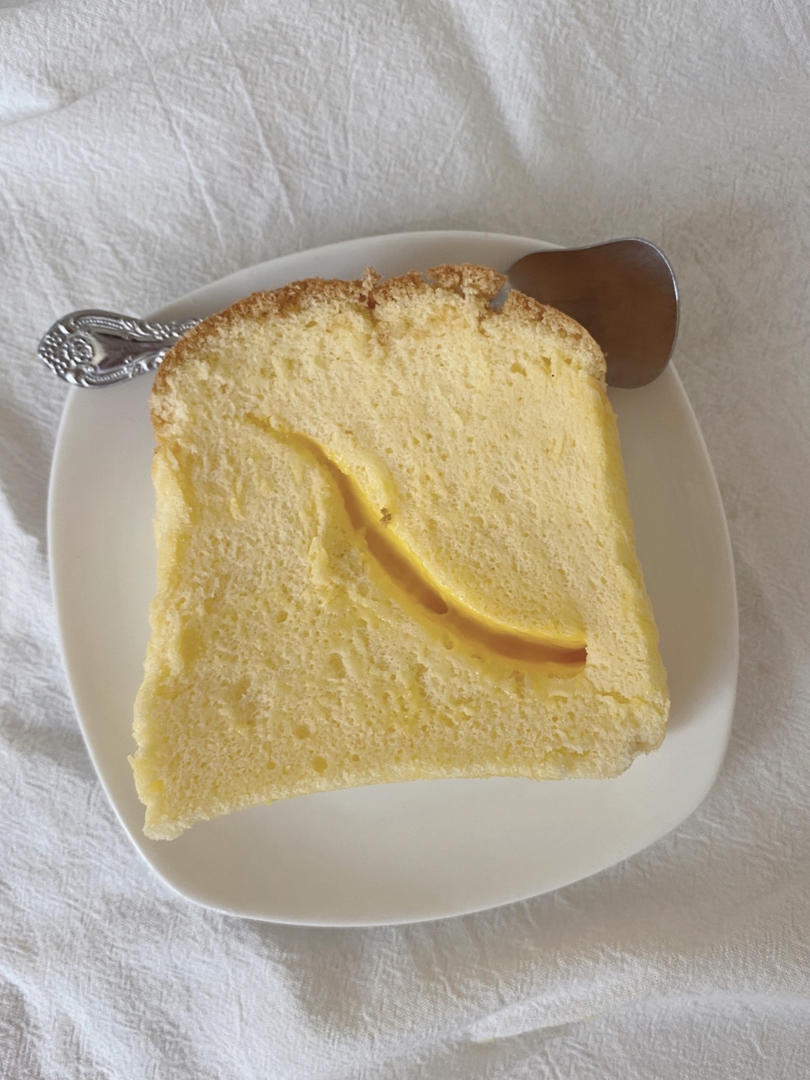 堪比柯基屁股
爆浆芝士🧀古早蛋糕