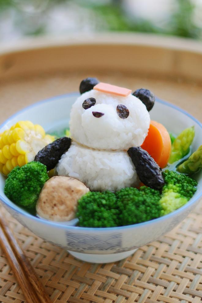 温泉熊猫饭团的做法