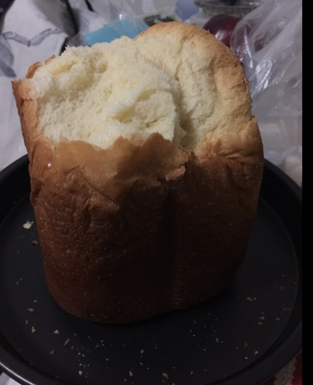 松软的面包机面包