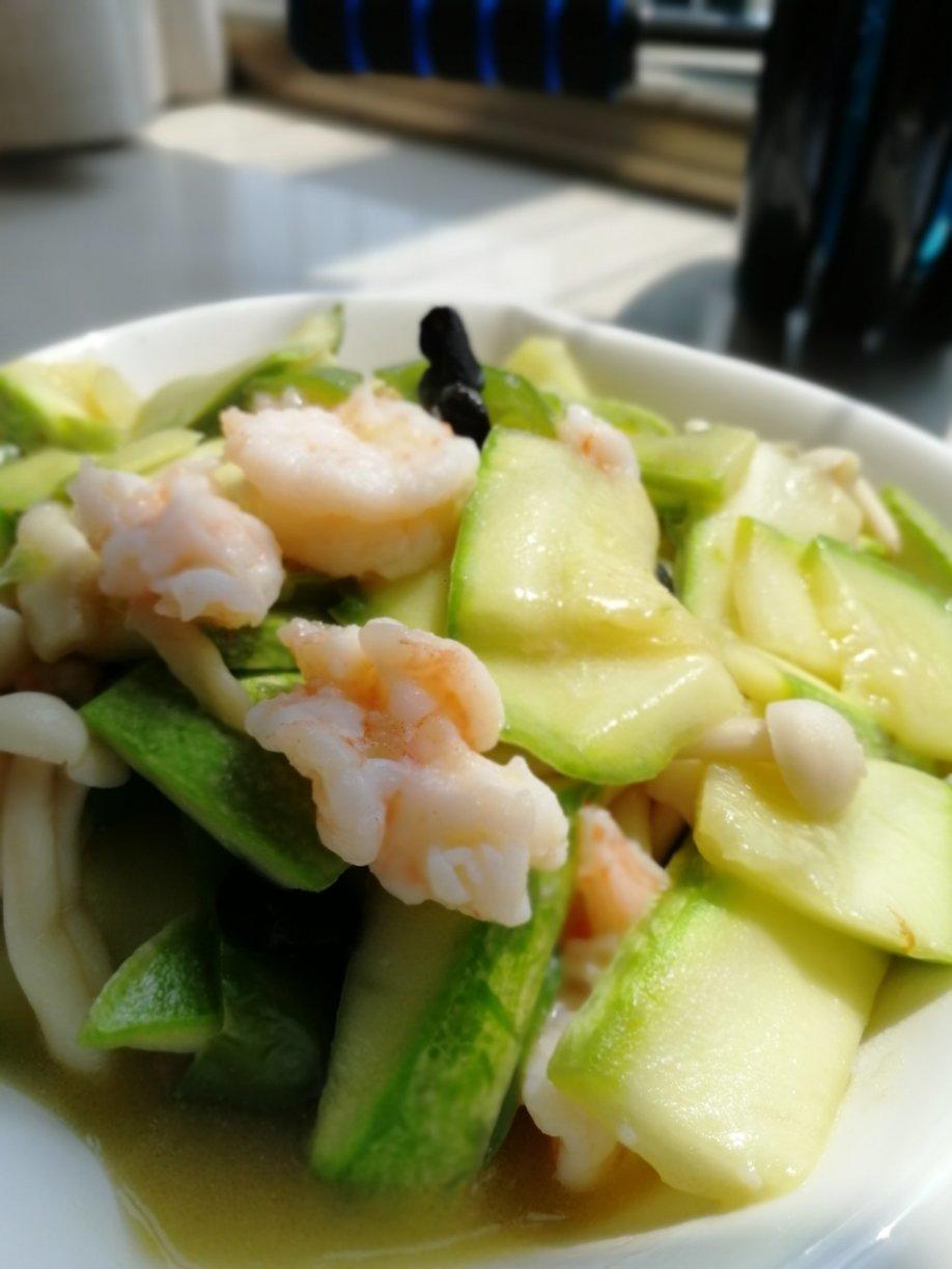 减脂餐/虾仁海鲜菇烧豆腐