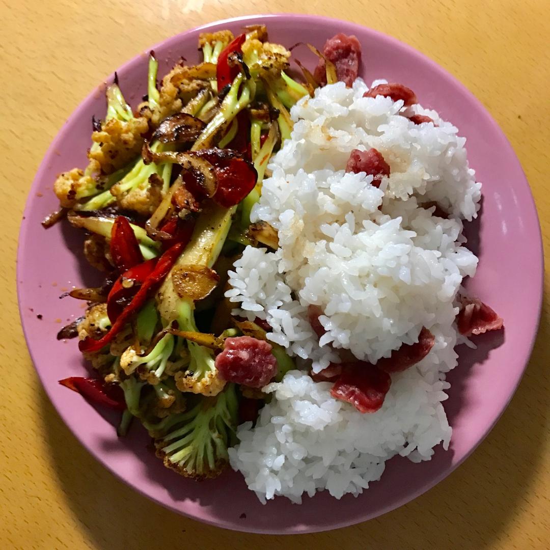 很“浪费”米饭的家常菜之一-------干锅菜花