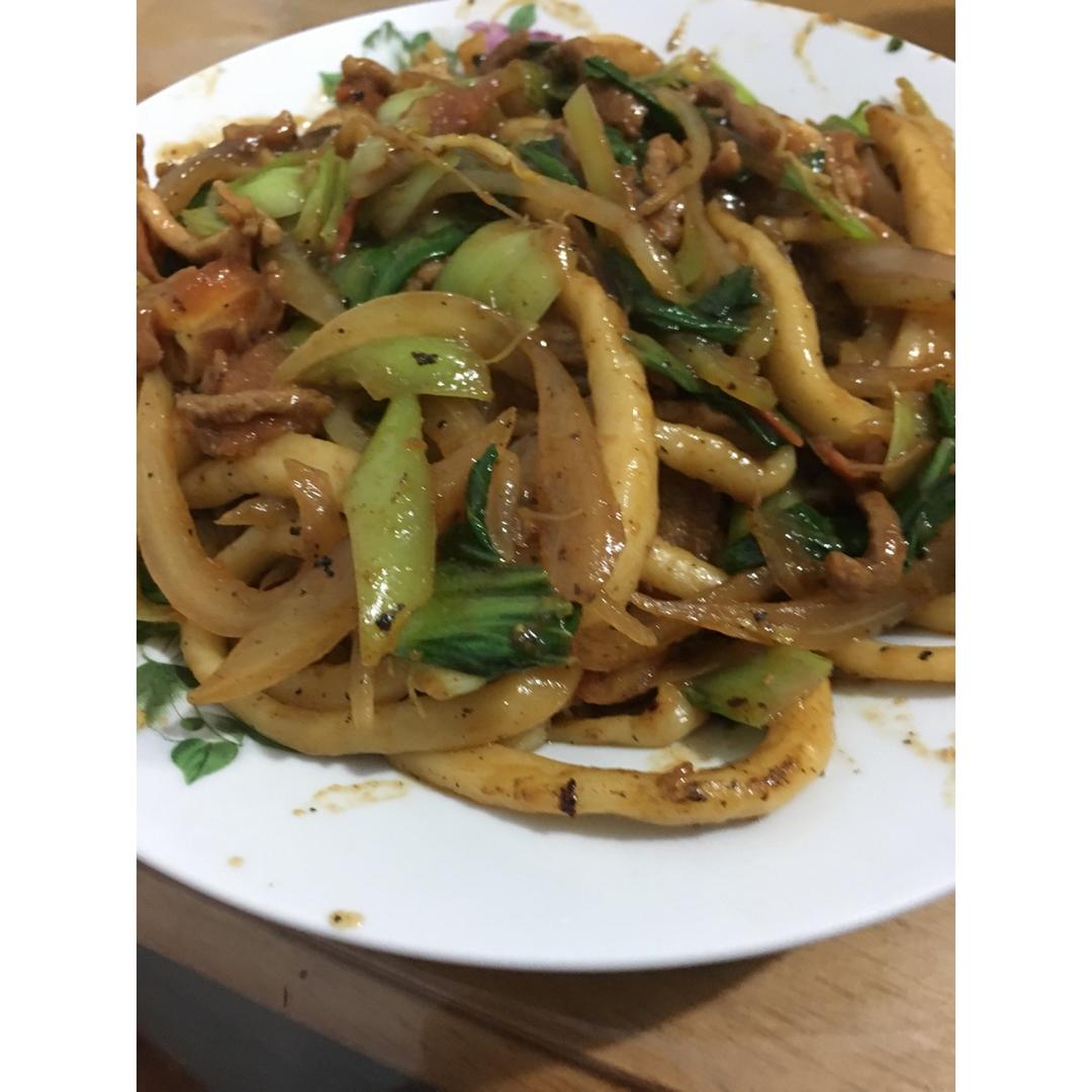 煮妇超级详解家庭自制【新疆拉条子】