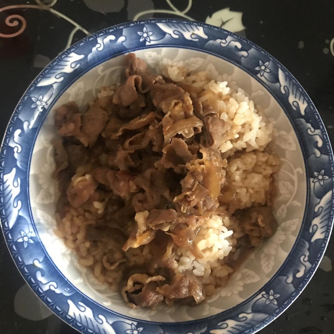 吉野家牛肉饭（牛丼）