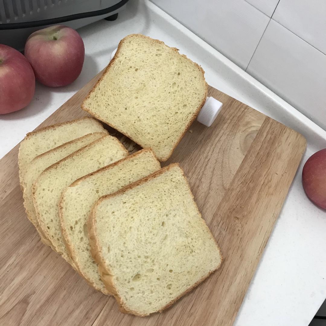 淡奶油面包－聊聊如何用面包机做出更好吃的面包