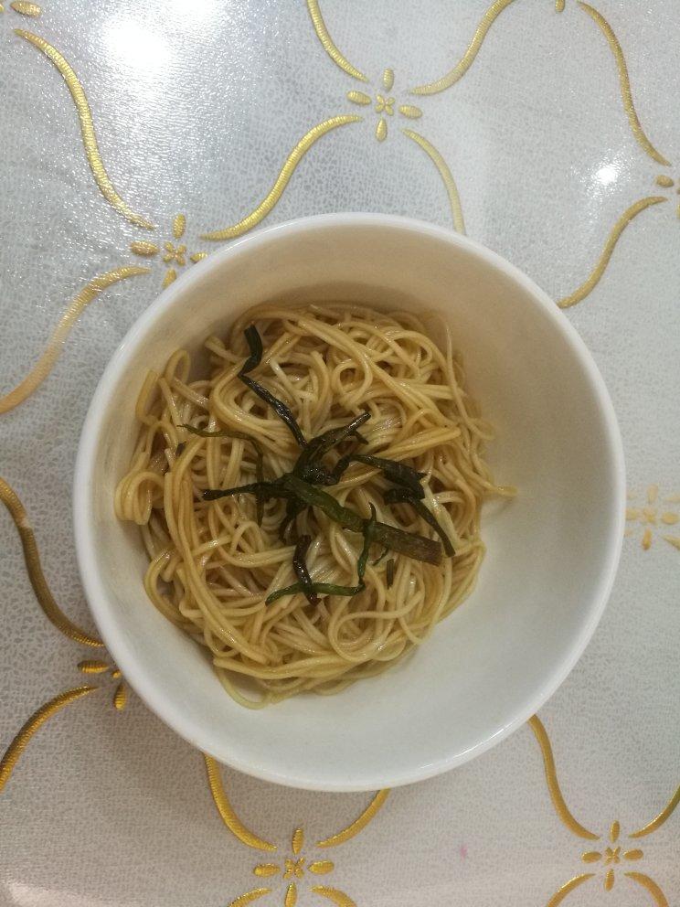 慢厨房葱油拌面