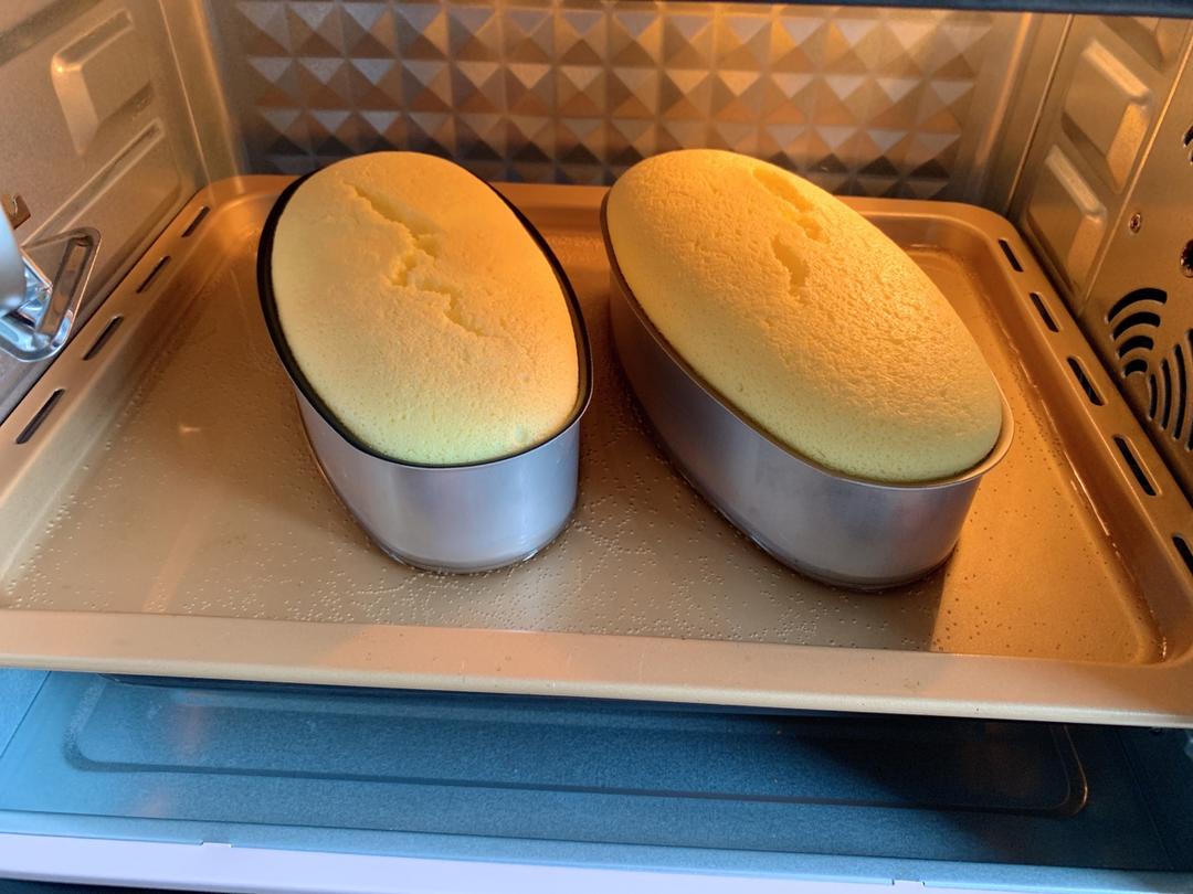 不开裂不回缩不掉皮的酸奶水浴法蛋糕