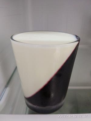 桑椹纯酸奶慕斯杯的做法 步骤12