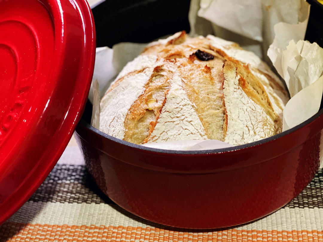 外脆内软不用揉面的乡村面包