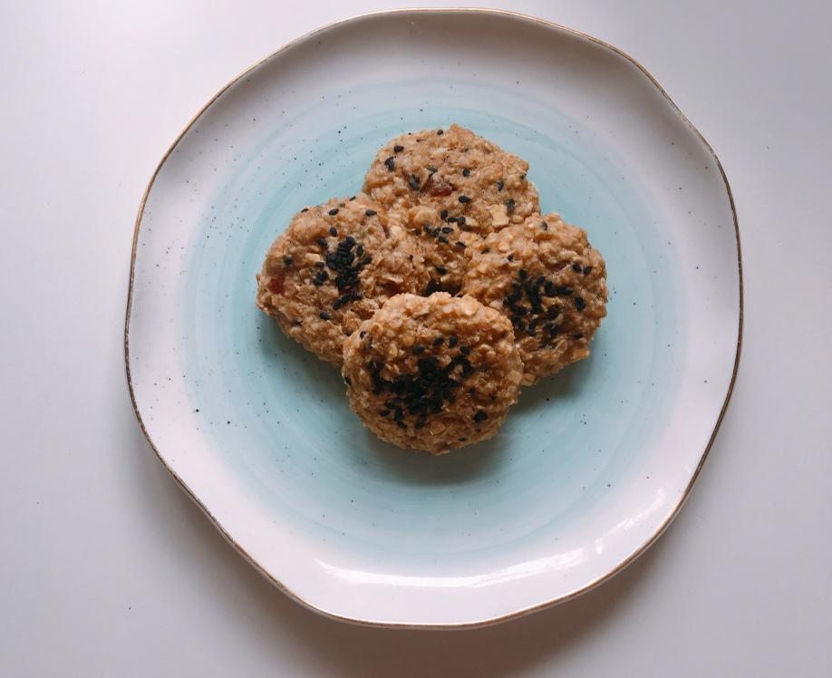 超简单-香蕉燕麦饼干（软软QQ的！）