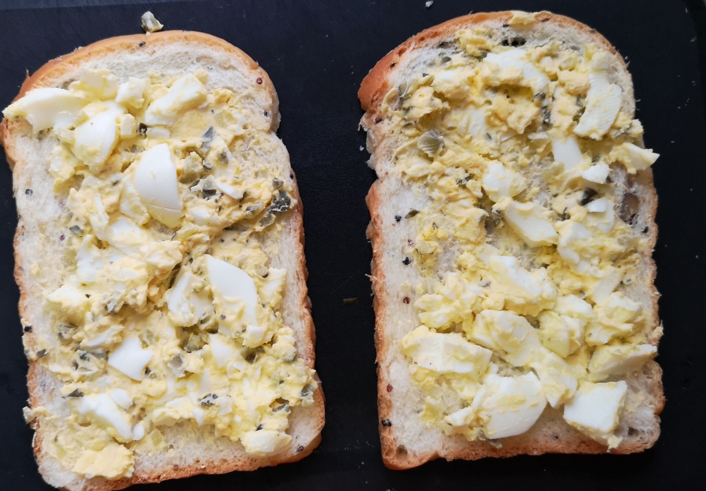 淡雅清新的鸡蛋沙拉三明治的做法 步骤12