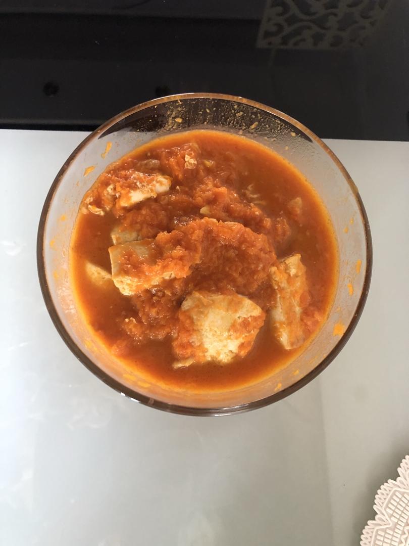 南瓜烧豆腐（素蟹黄豆腐）