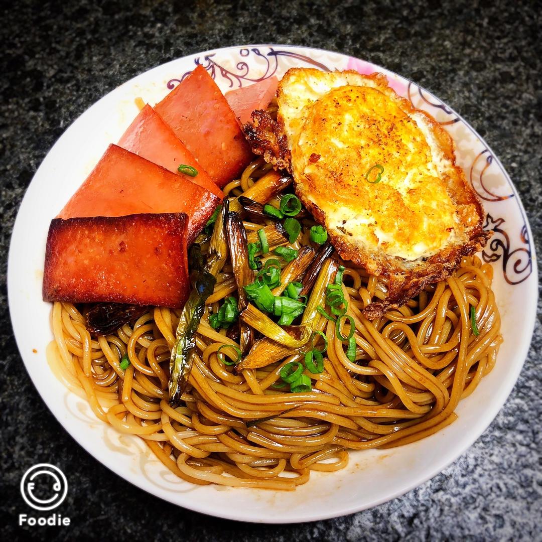 葱油拌面（快手简单，美味无敌）