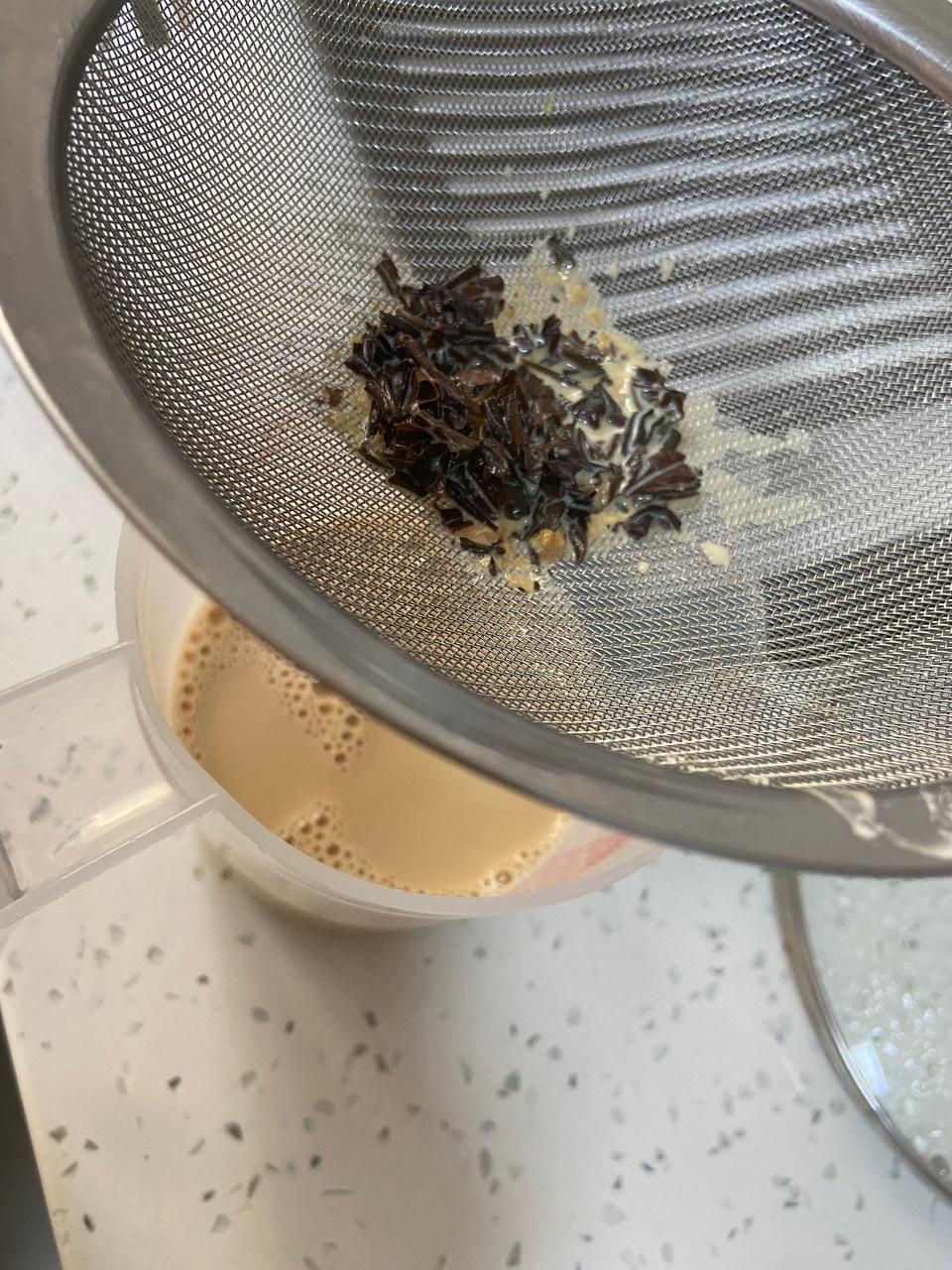 珍珠奶茶(自制珍珠粉圓)的做法 步驟12