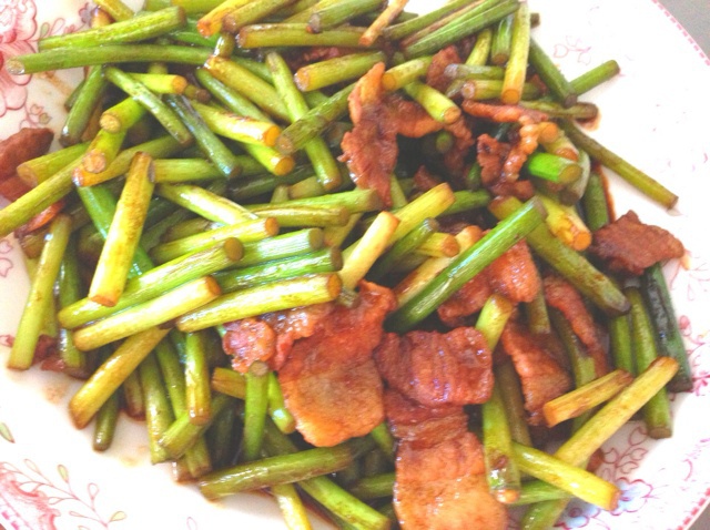蒜苔炒肉
