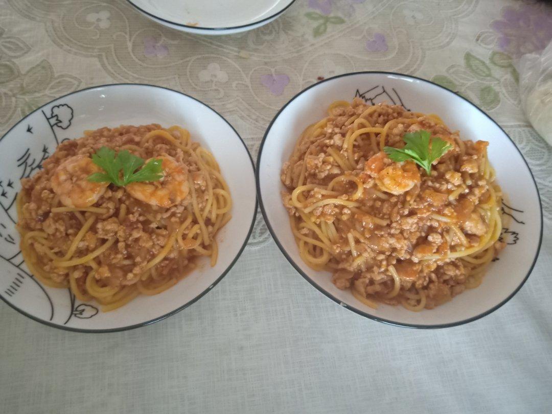 （完胜必胜客的）番茄肉酱意大利面～