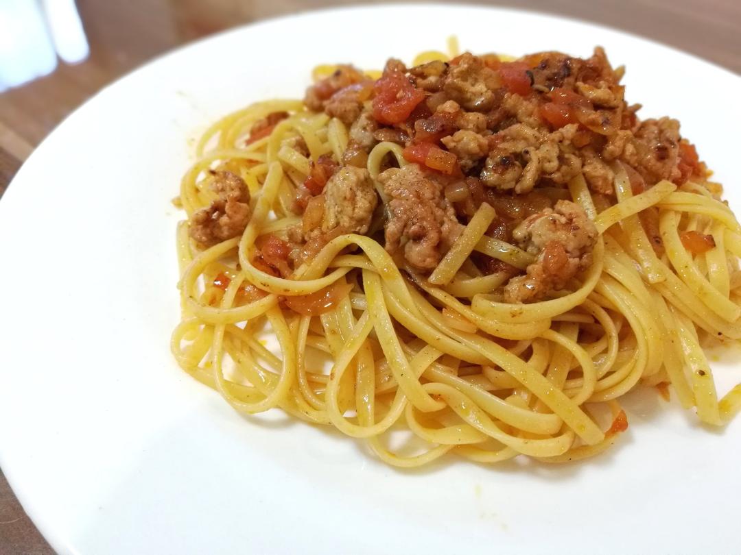 番茄肉酱意大利面