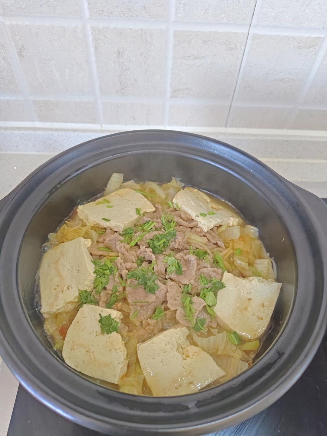 牛肉煲