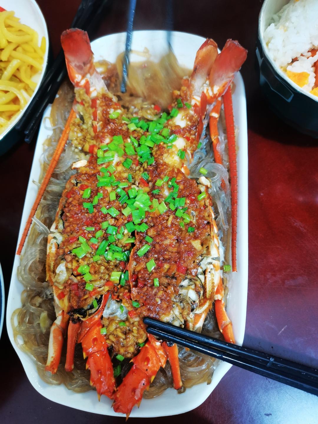蒜蓉粉丝蒸龙虾（小青龙）