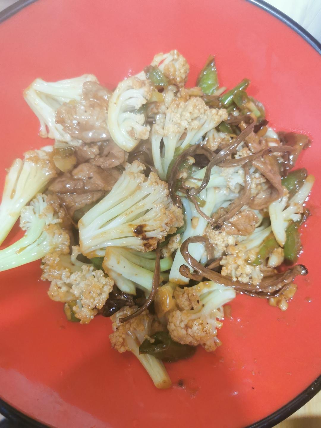 猪展肉炒高脚菜花