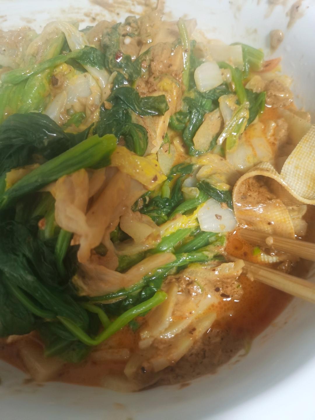 比麻辣烫好吃百倍！自制超过瘾巨解馋麻辣拌