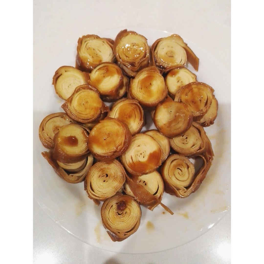 堂妈教你做香辣豆皮卷