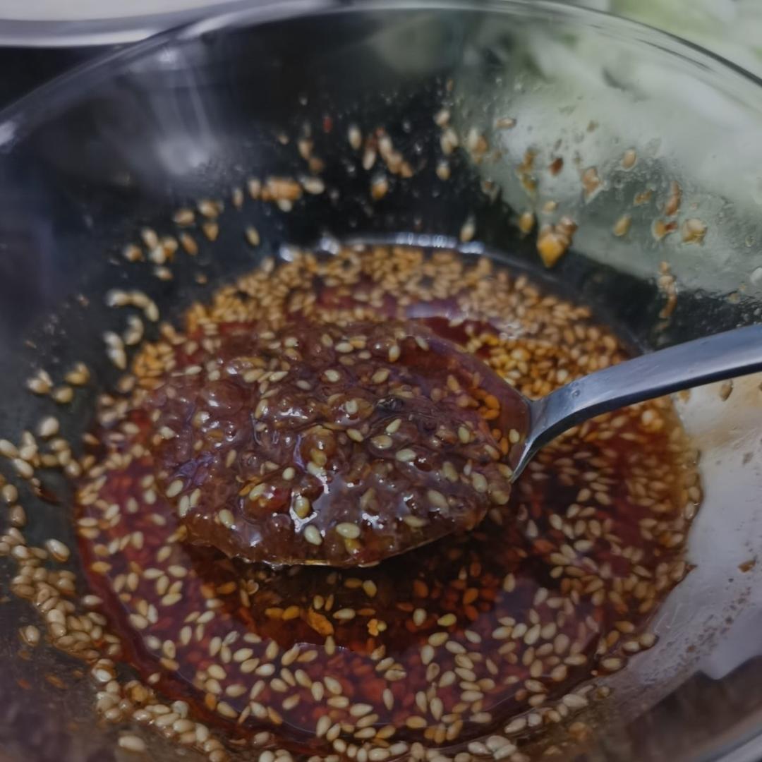 酸辣爽口的凉拌面！保证吃一次就上瘾