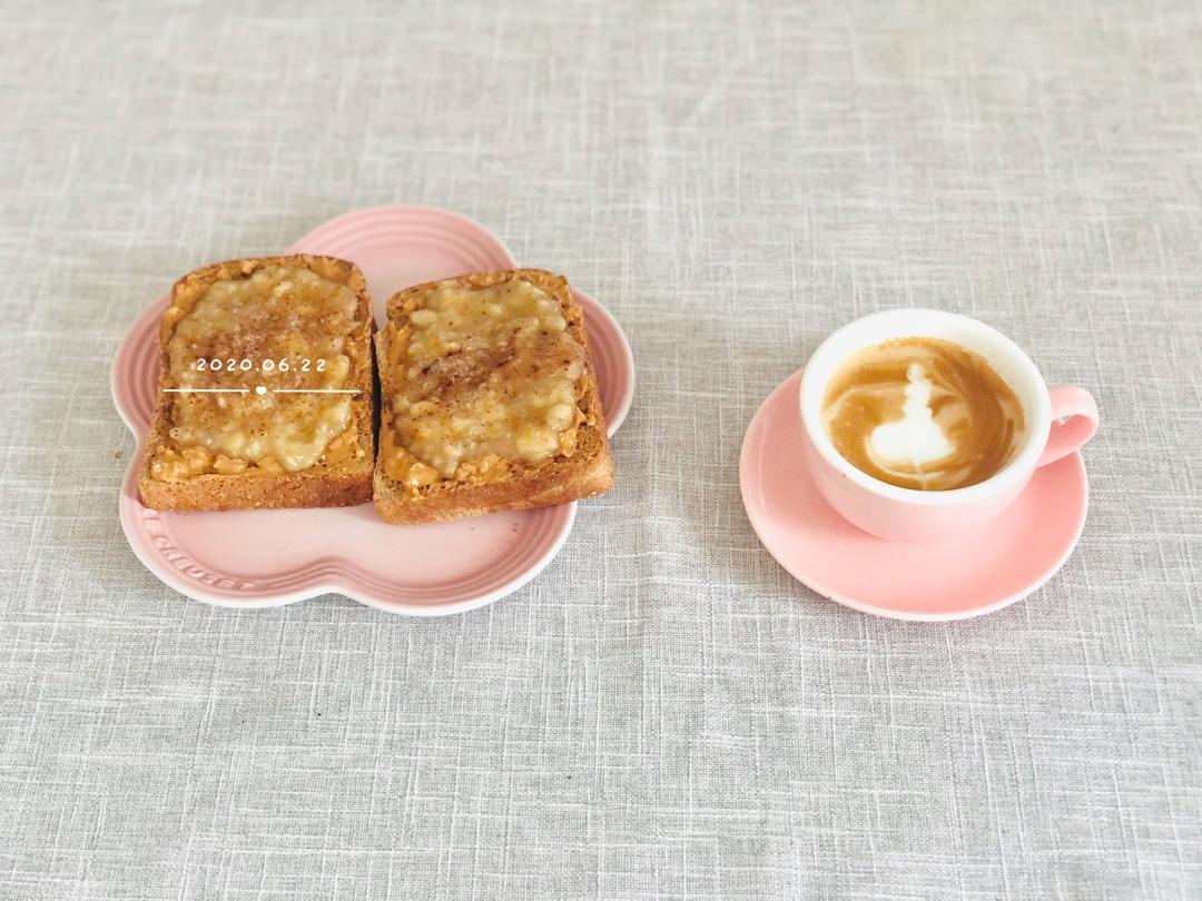 香蕉泥花生酱三明治（我的食欲稳定器）| 健康·三餐