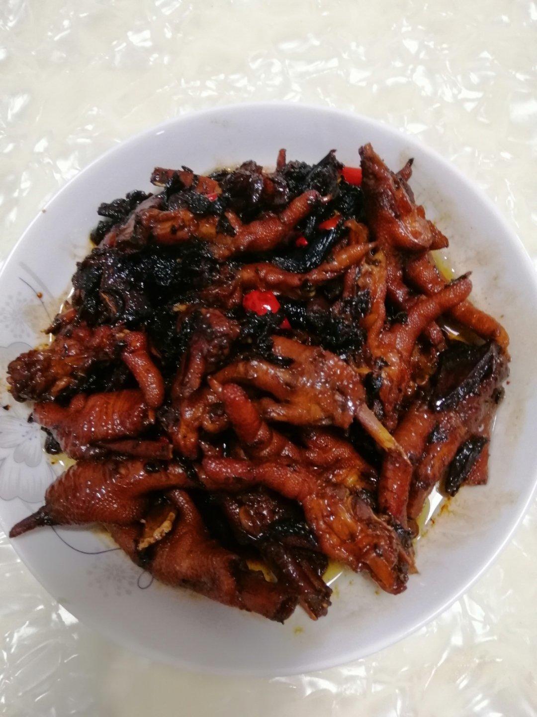 黏嘴巴的梅干菜烧凤爪