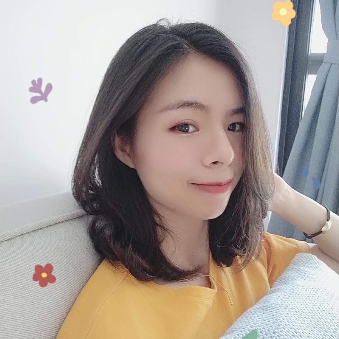 爱蹦跶的长颈鹿