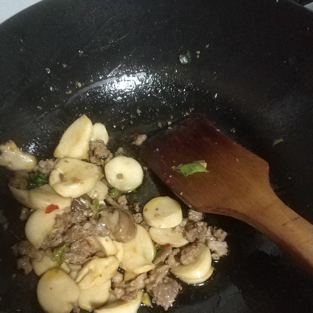 杏鲍菇炒肉片